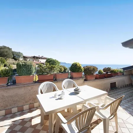 Lägenhet View Gardone Riviera